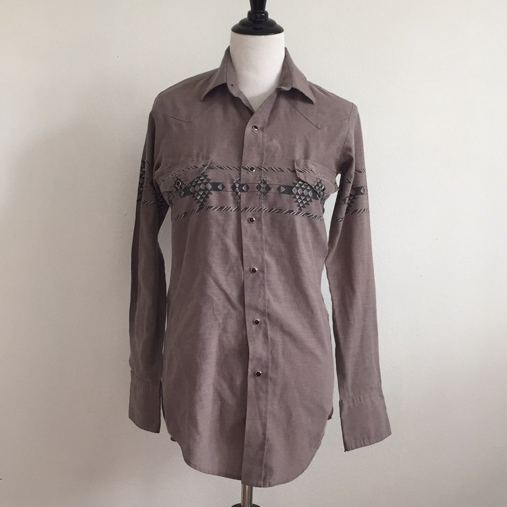 Vintage gray western snap down shirt